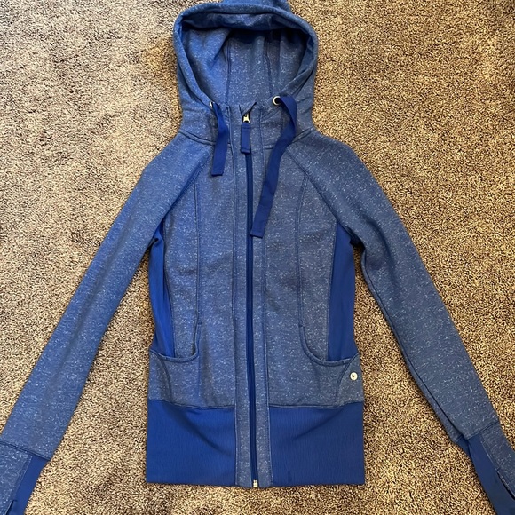 Active Life Jackets & Blazers - Active Life zip up fleece
